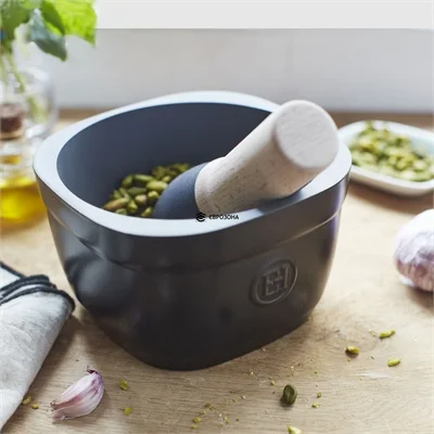 Ступка с пестиком Emile Henry Kitchen Tools 0,9 л черная (710257) фото